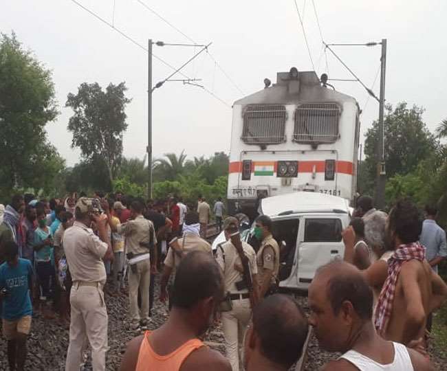 Four people died in the horrific collision of Janashtabdi Express and Bolero, many in critical condition
