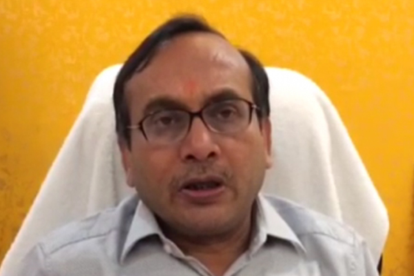 Lucknow CMO Narendra Aggarwal was defeated, Rajendra Singh took command