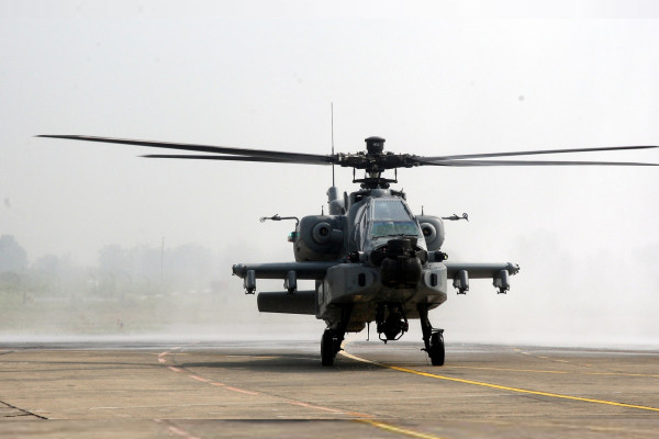 IAF acquires final 5 Apache fighter helicopters