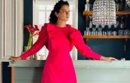 Kangana Ranaut completed the look with a pink dress and black boots for the virtual interview ...