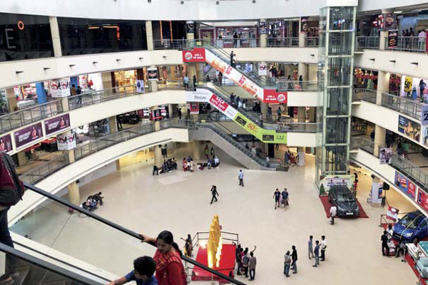 Now expensive liquor will be sold in UP shopping malls too