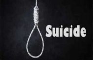 Lover couple found dead body hanging from tree in Bihar
