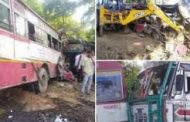 Bus accident in UP on Lucknow-Hardoi highway, 6 people killed, 8 injured