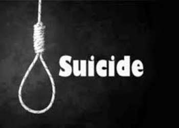 Accused on UP police, a woman commits suicide after allegedly beating