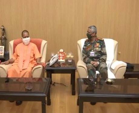 Army Chief Manoj Mukund Narwane reached Lucknow, met Governor and CM Yogi