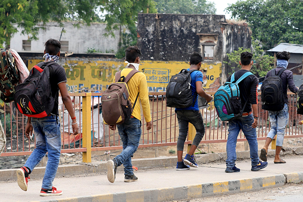 Migrant laborers also return to work, 70% of factories come back on track
