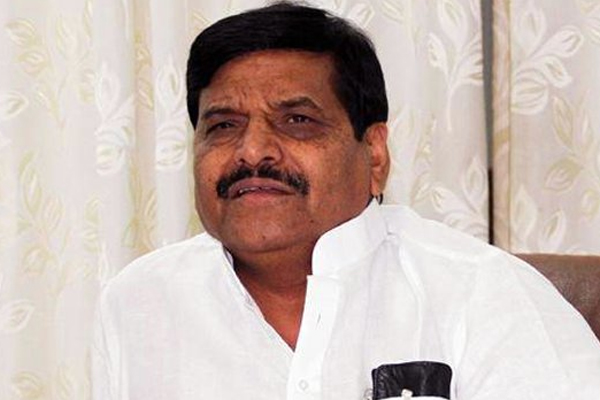 Do not have any hope from the government, protect yourself: Shivpal