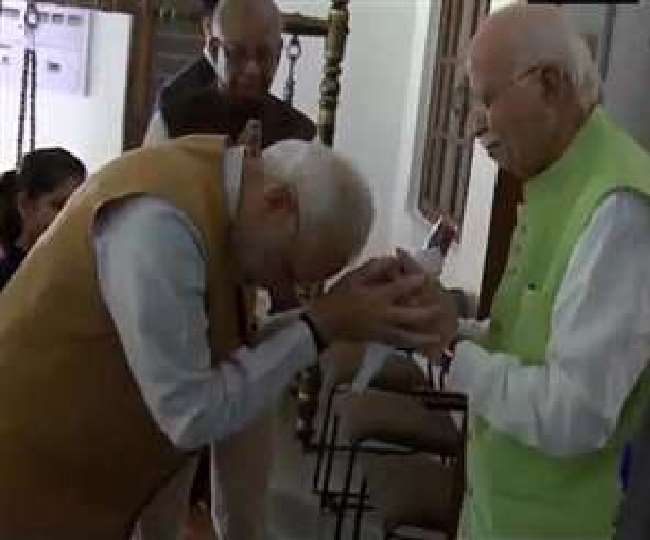 Lal Krishna Advani turns 93 today, veterans including PM Modi congratulate