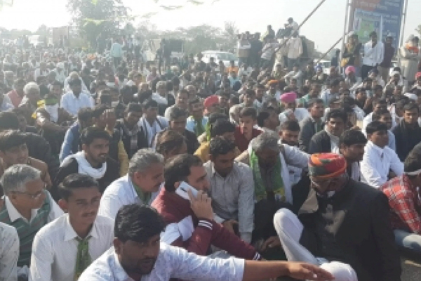 Tussle between farmer and government continues, waiting for agitation to end