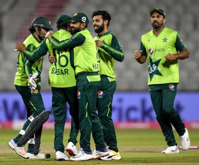 8 members of Pakistan cricket team found corona positive, team in New Zealand