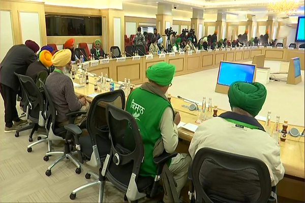 9th round meeting between farmer leaders and central government begins at Vigyan Bhawan in Delhi