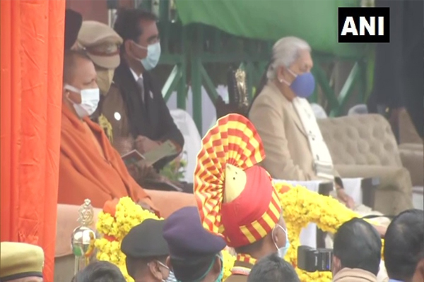 Republic Day - Governor unfurls flag at UP Vidhan Bhavan