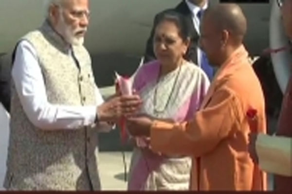 Yogi met PM Modi, talks on political situation and development of UP