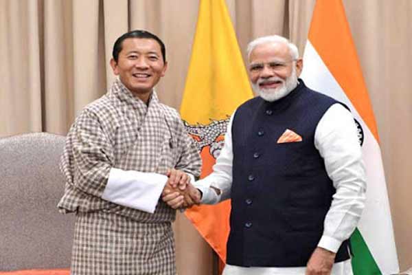 Prime Minister of Bhutan congratulates Modi for Corona vaccination campaign