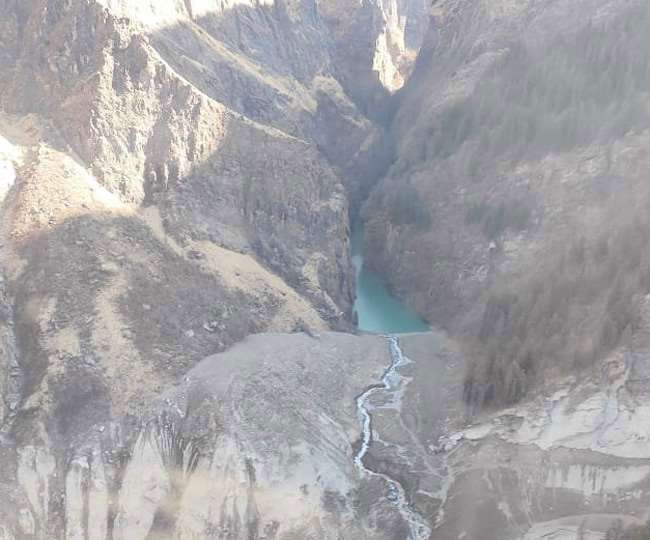 Scientists still refuse any kind of danger, water level has reduced by half feet in Rishiganga lake