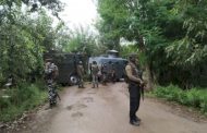 Two CRPF jawans injured in encounter with Naxalites in Jharkhand