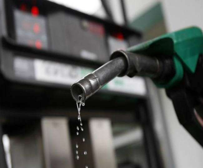 Petrol diesel became cheaper by Rs 7 in this state, then prices crossed Rs 100 in some states