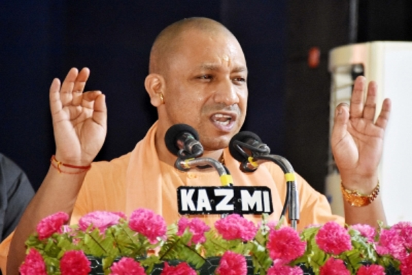 Samajwadi Party targeted, CM Yogi praised the budget