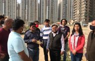 Today NEFOMA team conducted a survey of GRENO West by Greater Noida Authority newly appointed GM project and team to make them aware of the problems.