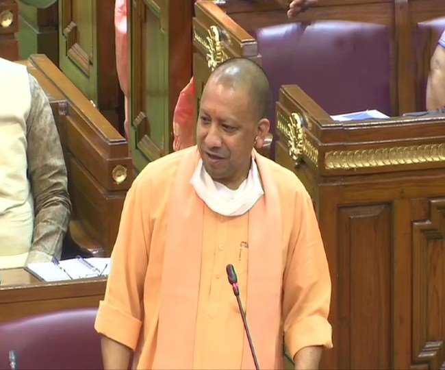 CM Yogi Adityanath spoke in UP assembly on Hathras murder case - then SP's cap in the circle of questions