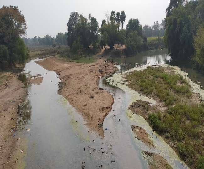 The existence of rivers disappearing in Aurangabad, if it remains the same, it will be seen only on the map, not on the ground