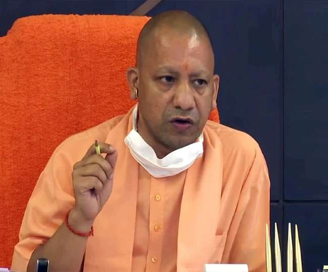 Big decision of Yogi government of UP - All religious places built on the road side will be removed