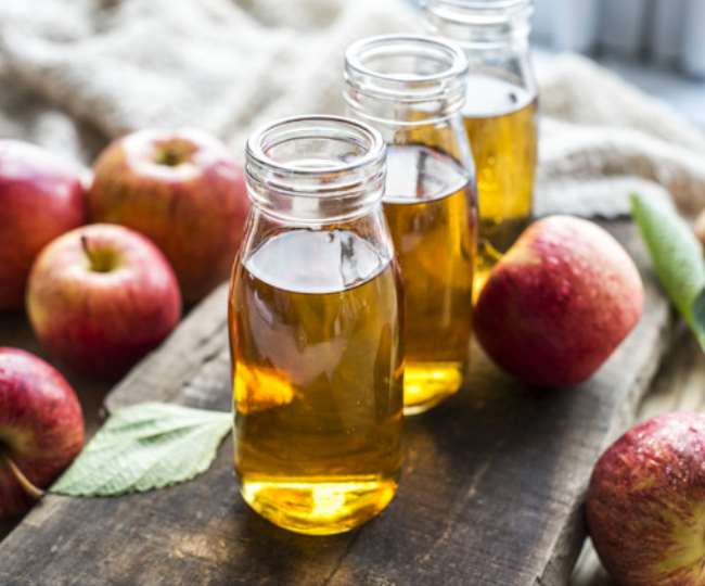 Along with reducing the risk of heart attack, it is also helpful in reducing blood sugar, apple vinegar is a very useful thing.