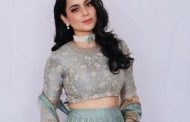Kangana Ranaut meets Union Minister, again raises issue of undress and outsider in Bollywood