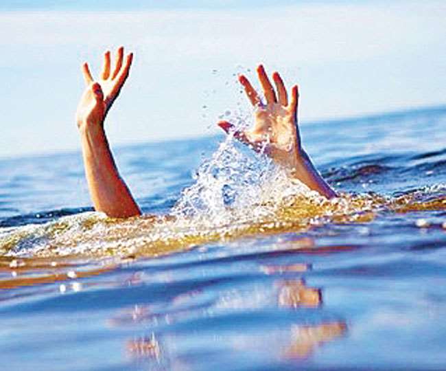 A young man from Yamunanagar who came to meet a friend in Rishikesh died due to drowning in the Ganges near Janaki bridge