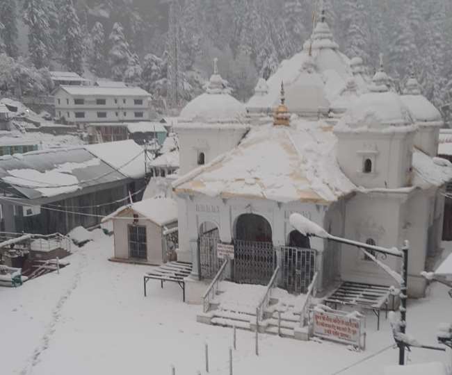 Snowfall in Uttarakhand mountains reduced temperature, melting in plains