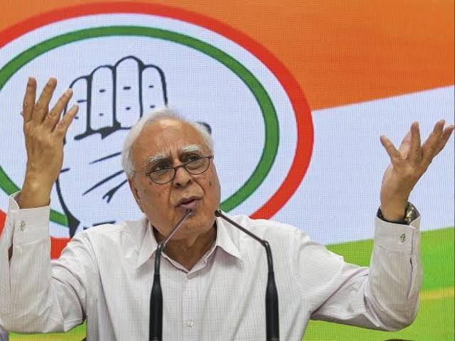 Kapil Sibal's taunt on PM Modi, said- all the power to win elections, but not for Kovid
