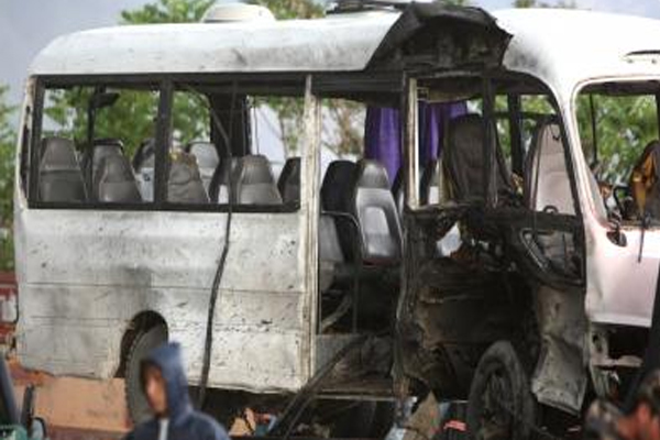 Explosion in passenger bus in Kabul, at least 10 killed, many injured