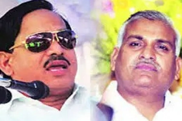 Vigilance notice to two former BSP ministers in UP memorial scam