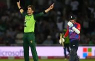 Livingstone's century could not get England to win, Pakistan won the match by 31 runs