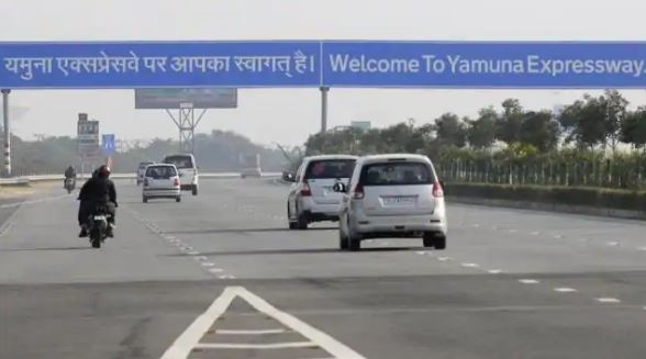 Important work done to prevent accident on Yamuna Expressway