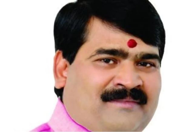 Threats to blow up Pratapgarh MP Sangamlal for not paying ransom of five crores