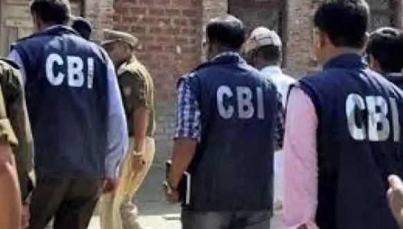 CBI raid on 6000 crore defaulter Shree Laxmi Cotsin Company in Kanpur