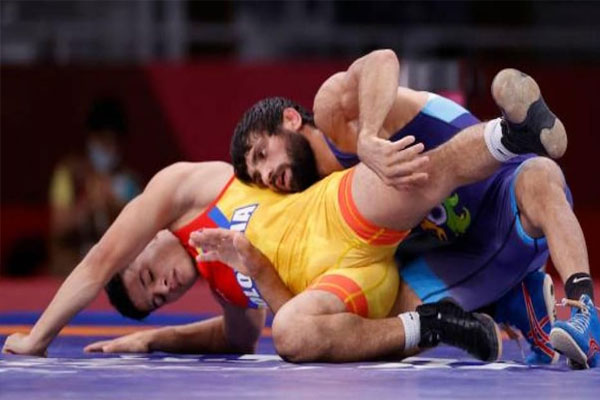India's fourth medal in Tokyo Olympics, Ravi Dahiya beats Kazakhstan wrestler