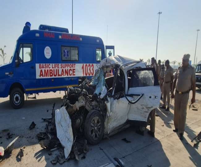 Five people from the same family died in a horrific accident on Delhi-Meerut Expressway