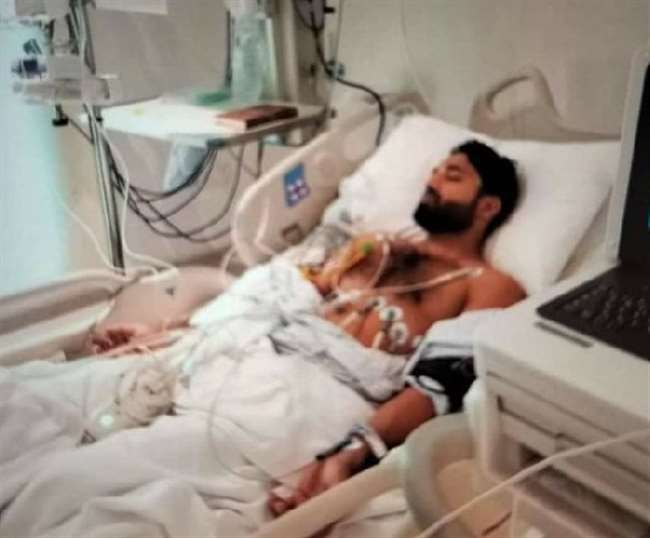 This Pakistani batsman came out of the ICU to play the World Cup semi-final, played a bang