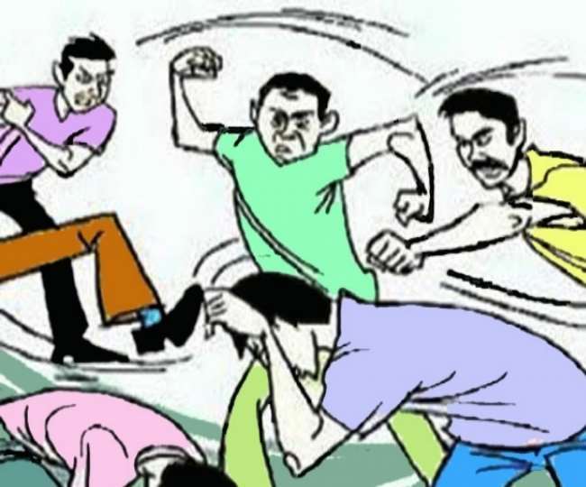There was a fierce ruckus in the restaurant near Subhash intersection, the students of the medical college were furious over the beating of the fellow