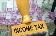 Income tax raids on six locations of hawala traders, three crore recovered, 65 lakh rupees were sent through hawala in Gonda