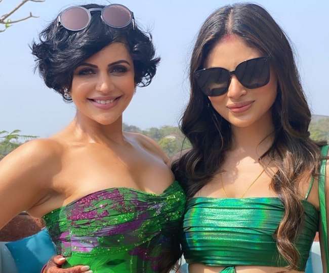Mouni Roy and Sooraj hosted a pool party for friends after marriage, the actress looked glamorous in a shimmery dress
