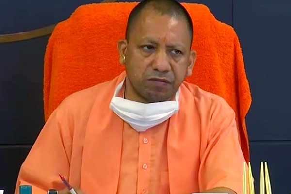 CM Yogi's taunt in Aligarh- 'Krishna in dreams does not form government, he comes to curse Babu'