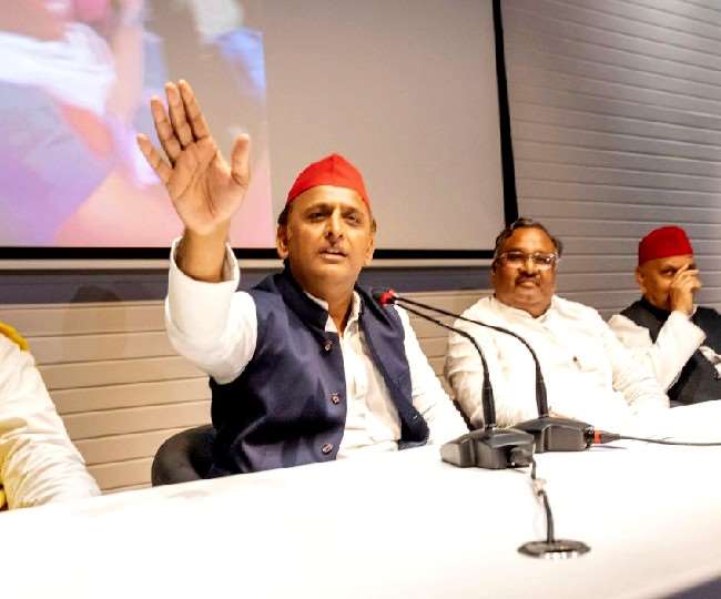 Akhilesh Yadav claims - EVM caught in Varanasi, conspiracy to steal before results