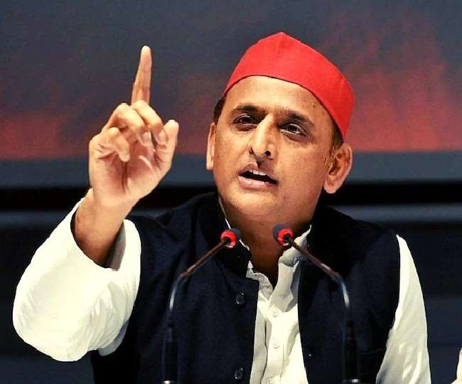 SP President Akhilesh Yadav expelled four office bearers including former MLC from the party