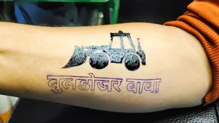 The craze of 'Bulldozer Baba' increased in UP, people getting bulldozer tattoos on their hands