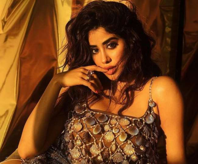 Janhvi Kapoor found experimental fashion expensive, people trolled and told - 'Affordable Kylie Jenner'