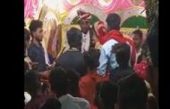 The bridegroom was pouring Jaimal, the bride showered slaps, Video Viral