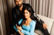 Katrina Kaif gave a romantic pose with husband Vicky Kaushal in her arms, seeing the picture, the fan said this